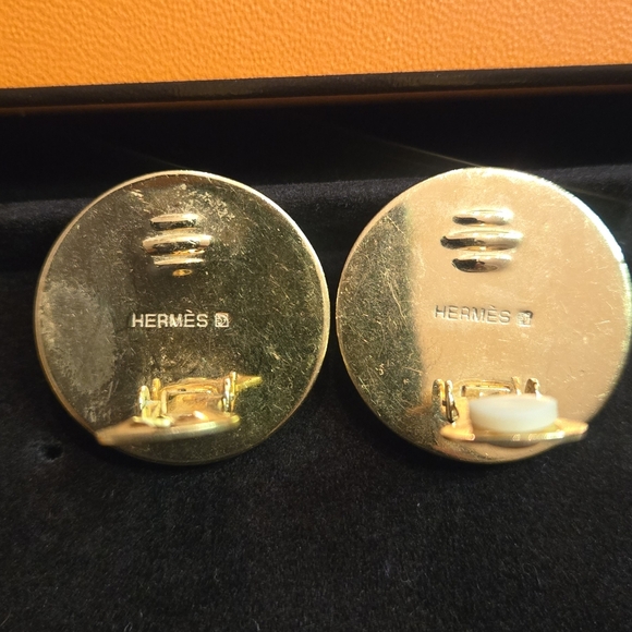 Hermès Gold-Plated Clip-On Earrings - Picture 4 of 6